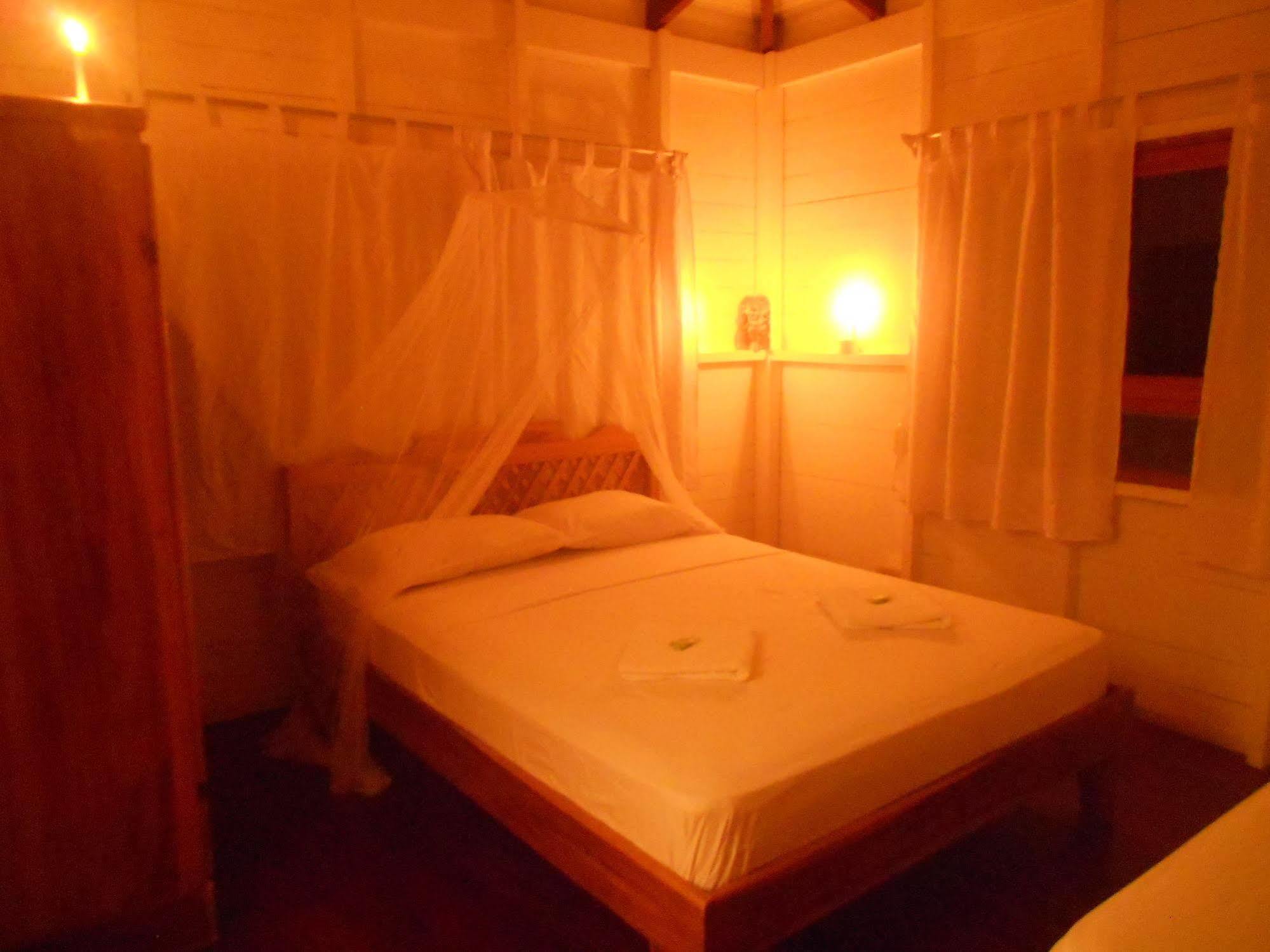 Hotel Casitas Mar Y Luz Puerto Viejo de Talamanca Eksteriør bilde